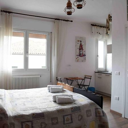 Monolocale Spese Incluse In Piazza Apartment Моляно Венето Екстериор снимка