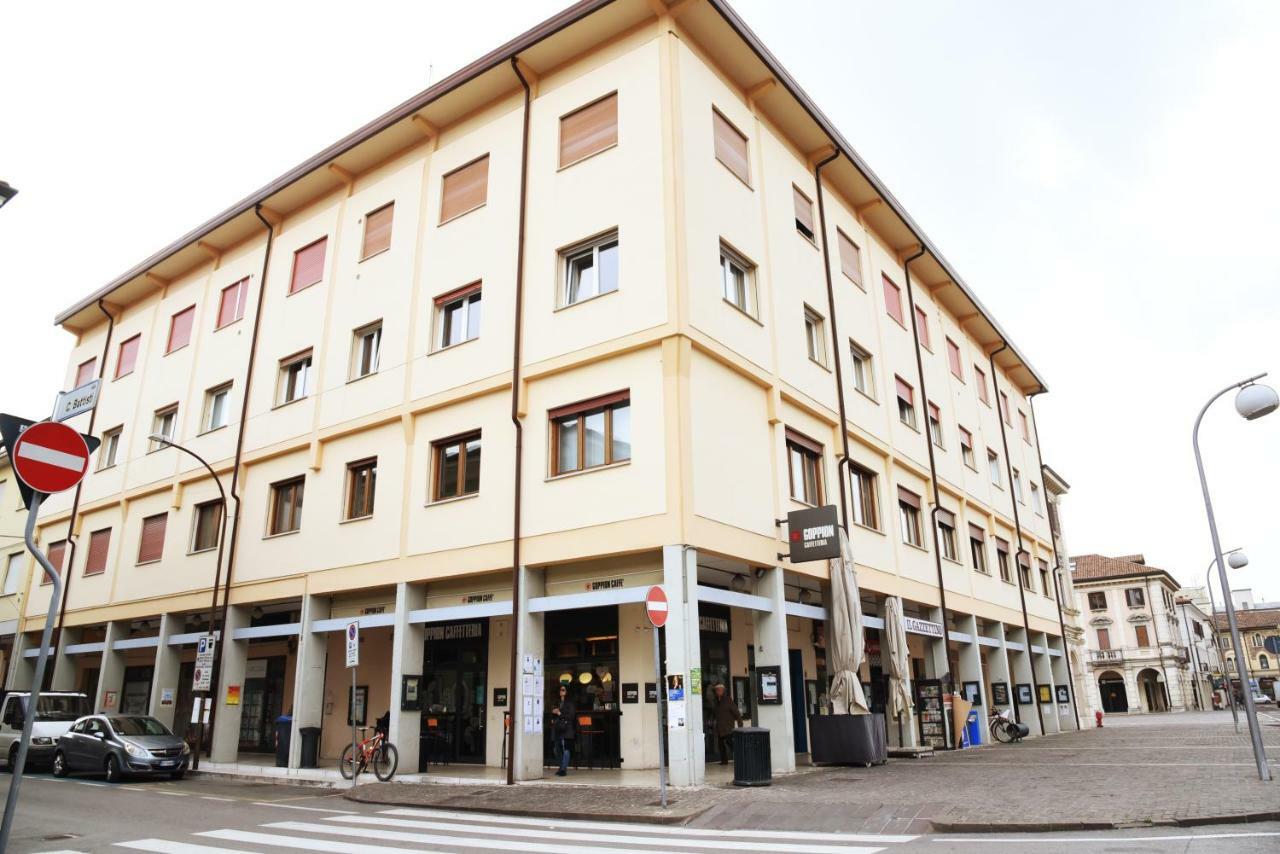 Monolocale Spese Incluse In Piazza Apartment Моляно Венето Екстериор снимка